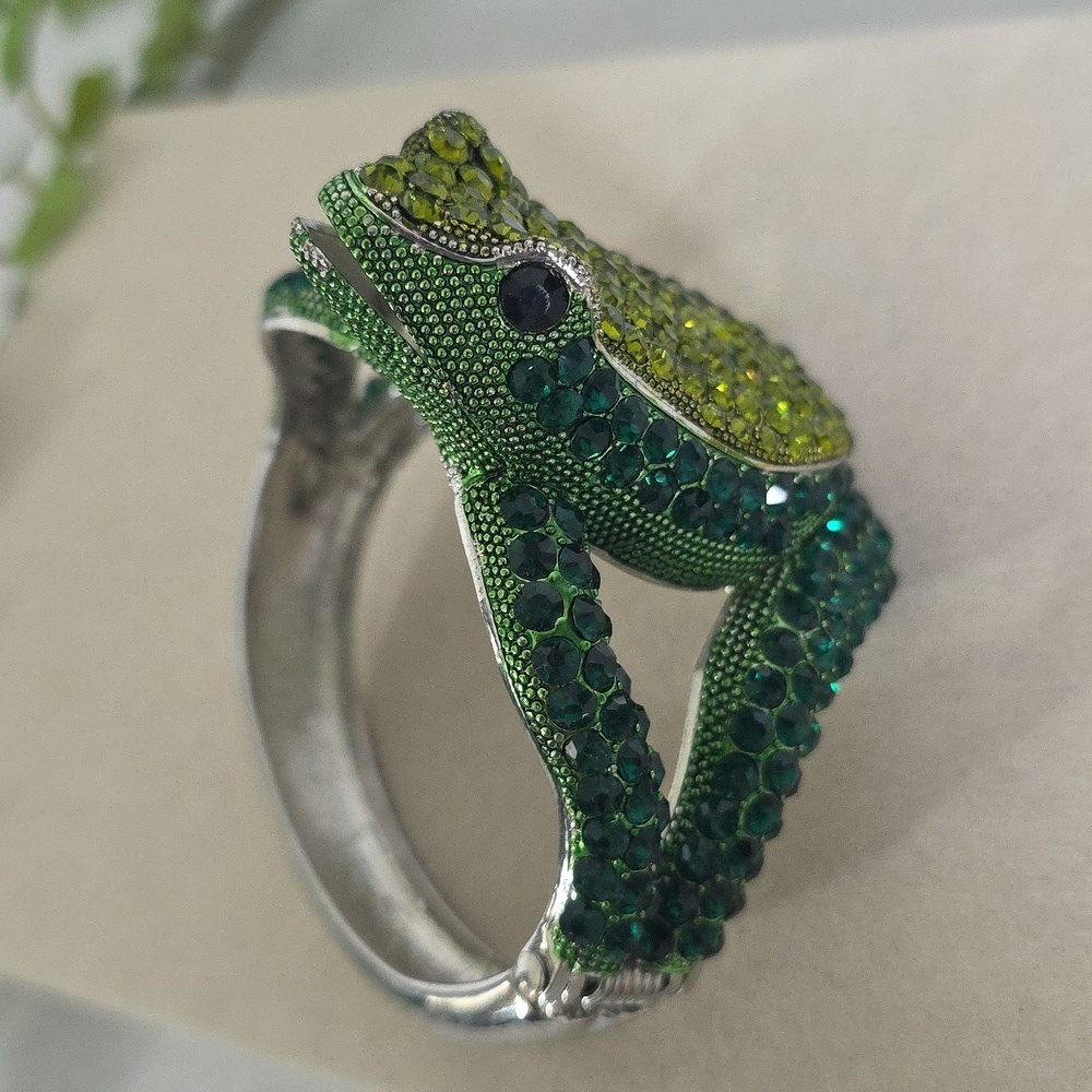 Silver Statement Bracelet Green Cubic Zirconia Frog Clamper Hinge